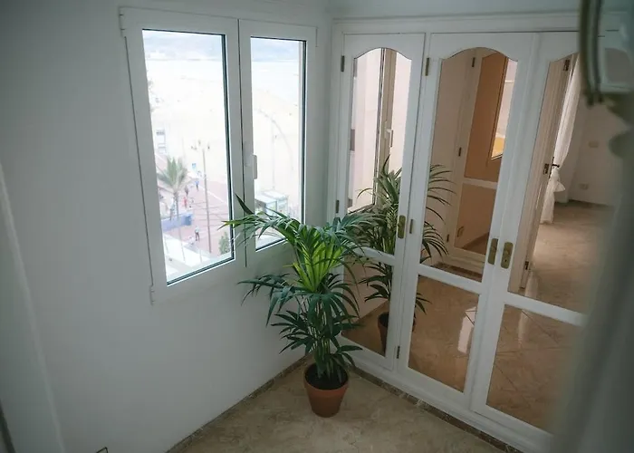 Apartment Luxury Beachfront Penthouse With Stunning Views Las Palmas de Gran Canaria