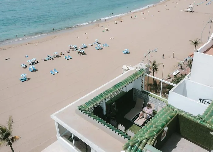 Luxury Beachfront Penthouse With Stunning Views