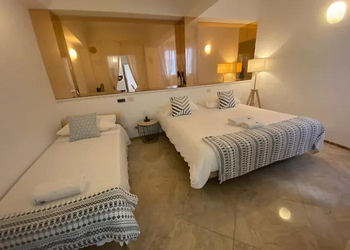 Luxury Beachfront Penthouse With Stunning Views Apartment *