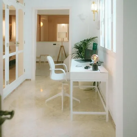 Apartment Luxury Beachfront Penthouse With Stunning Views