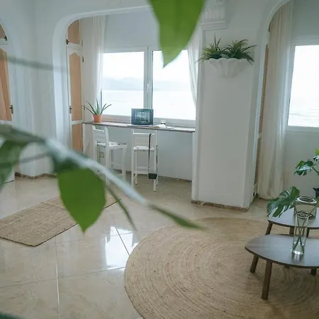 Luxury Beachfront Penthouse With Stunning Views * Лас-Пальмас-де-Гран-Канария