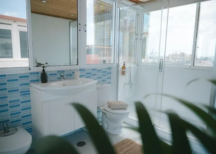 Lejlighed Luxury Beachfront Penthouse With Stunning Views