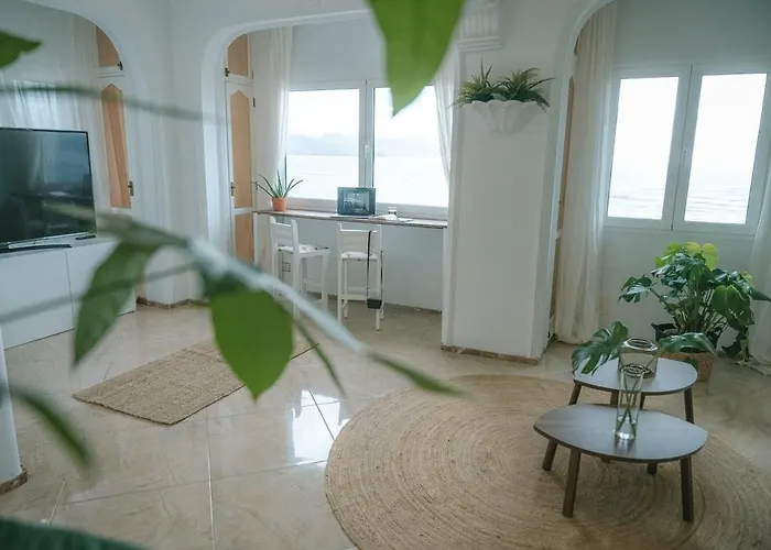 Luxury Beachfront Penthouse With Stunning Views * Las Palmas de Gran Canaria